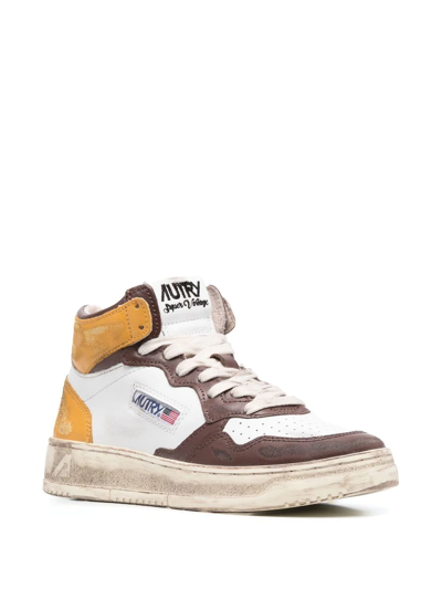 Autry Logo-laced Casual Sneakers In White