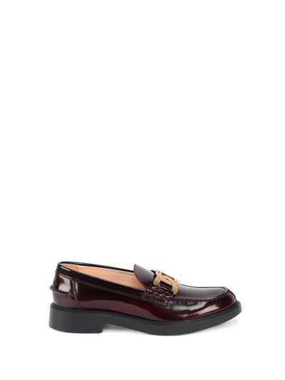 Shop Tod's Patent Leather Logo-plaque Loafers In Marrone