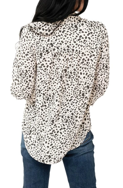 Gibsonlook Button Front Blouson Sleeve Blouse In Sand Dollar Animal