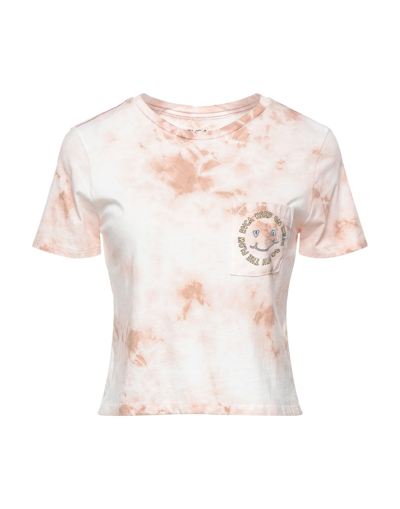 Shop Rvca Woman T-shirt Pink Size L Cotton
