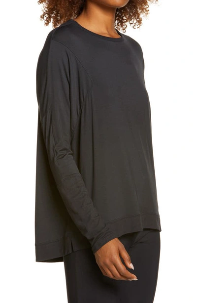Zella Peaceful Relaxed Pullover In Black