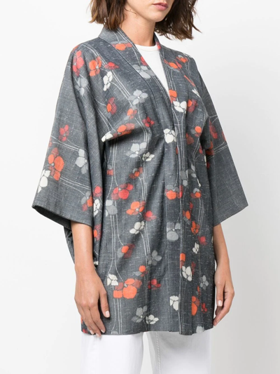 Pre-owned A.n.g.e.l.o. Vintage Cult 1990s Floral-print Kimono In Grey