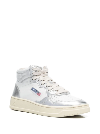 Autry Logo-patch Lace-up Sneakers In White