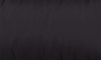 Moncler Cerces Logo Quilted Down Jacket In Black