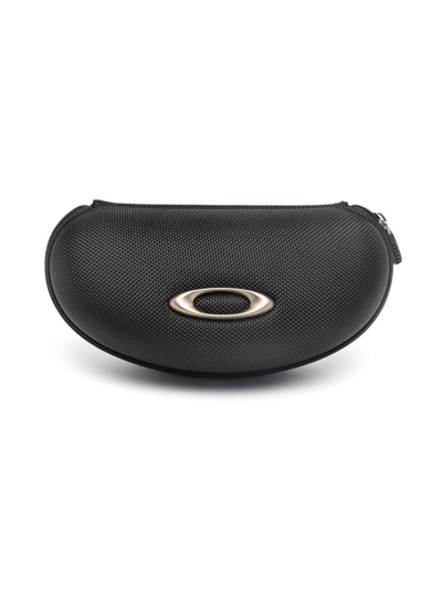 Oakley Oversize Visor Sunglasses In Weiss