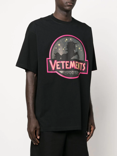 Shop Vetements Wild Unicorn Short-sleeve T-shirt In Schwarz