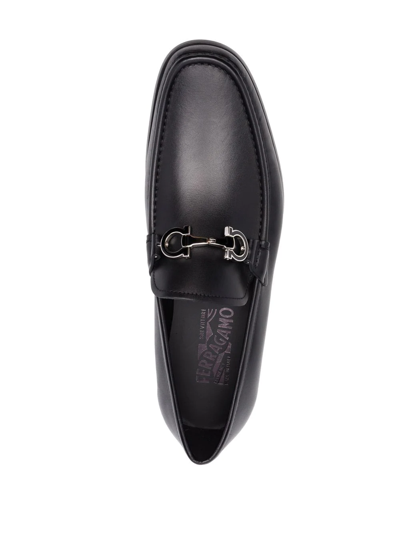 Shop Ferragamo Gancini Plaque Loafers In Schwarz