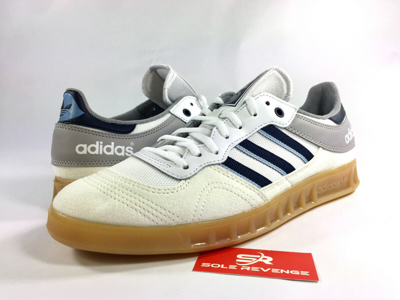 Adidas Originals Mens Liga White / Sky Shoes | ModeSens