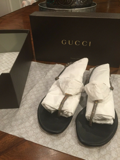 Pre-owned Gucci Authentic  Metallic Leather Gg Interlocking Heart Thong Sandal Bnib Sz 36 In Gray