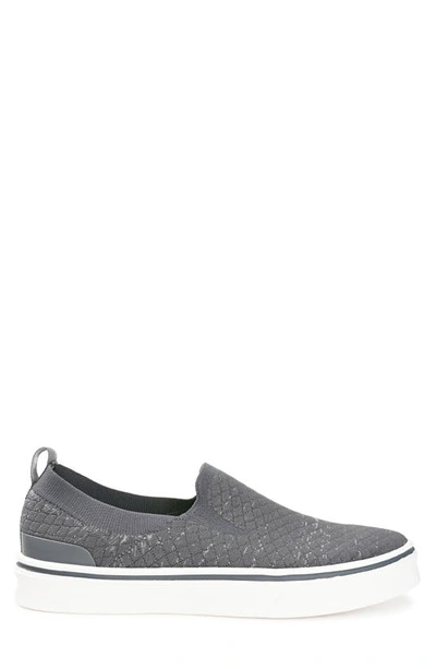 Vance Co. Men's Hamlin Casual Knit Slip-on Sneakers In Grey