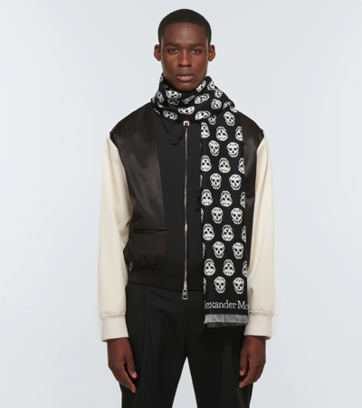 Shop Alexander Mcqueen Intarsia Wool Scarf In Black/ivory