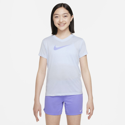 Shop Nike Dri-fit Big Kids' Swoosh Training T-shirt In Football Grey
