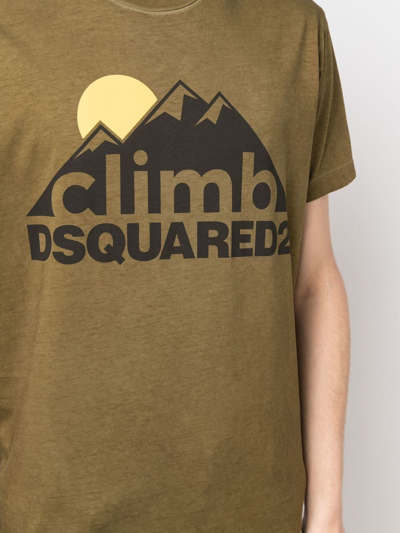 Shop Dsquared2 Climb Logo-print T-shirt In Green