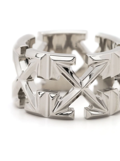 Shop Off-white Multi Arrow Ring In Silber