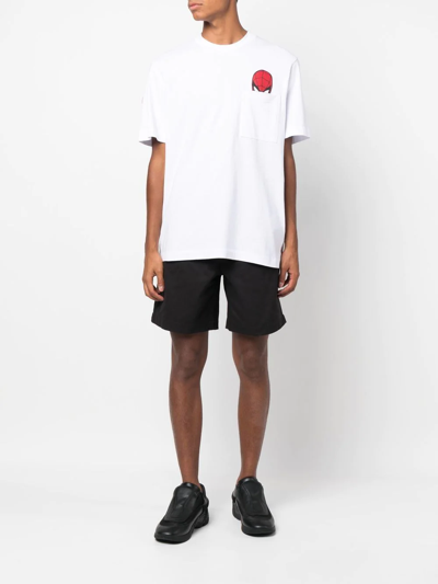 Shop Moncler Drawstring-waist Shorts In Schwarz