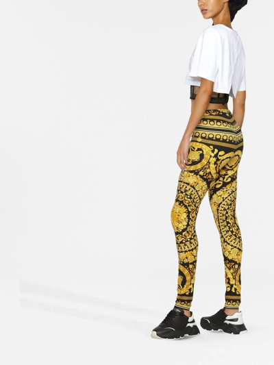 Versace Gold And Black Stretch Fabric Leggings With Baroque Heriatge Print In Gelb