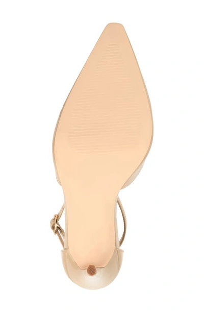 Journee Collection Journee Women's Miriem Pumps In Nude