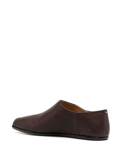 Shop Maison Margiela Tabi Leather Babouche Shoes In Brown