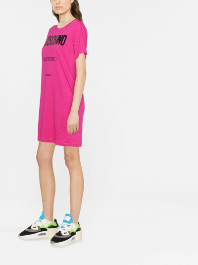 Shop Moschino Logo-print T-shirt Dress In Rosa