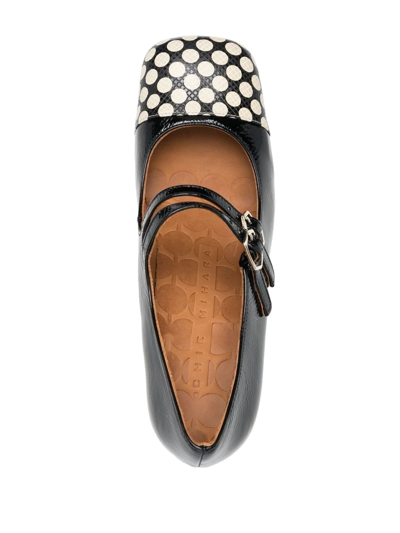 Shop Chie Mihara Peru Polka-dot Pumps In Schwarz