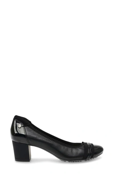 Shop Anne Klein Guardian Pump In Black Multi Le