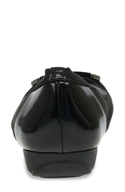 Anne Klein Akuna Cap Toe Flat In Black Combo Fb