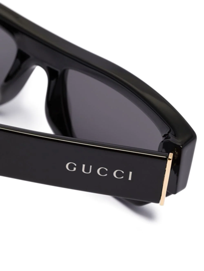 Shop Gucci Rectangle Frame Sunglasses In Black