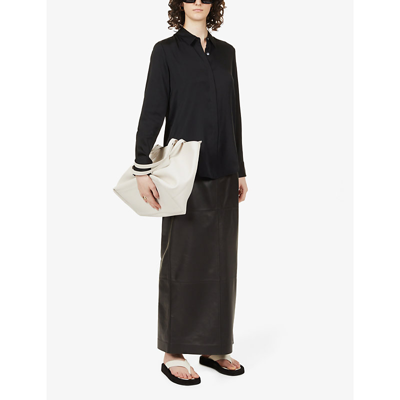 Shop Theory Womens Black Sunaya Curved-hem Silk-blend Shirt