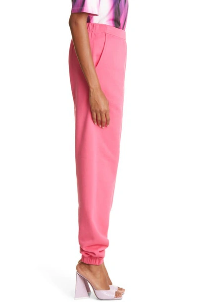 Shop Attico Peggy Knit Cotton Joggers In Strawberry