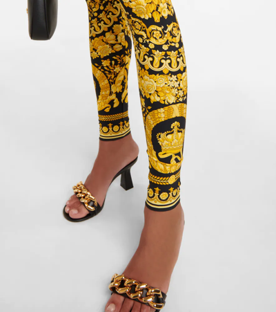 Versace Gold And Black Stretch Fabric Leggings With Baroque Heriatge Print In Black+gold