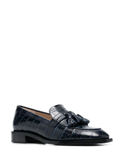 Stuart Weitzman Crocodile-effect Tasseled Loafers In Blau