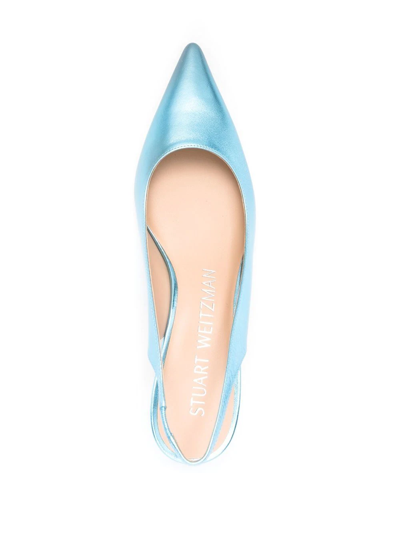 Stuart Weitzman Metallic-effect Pointed Pums In Blau
