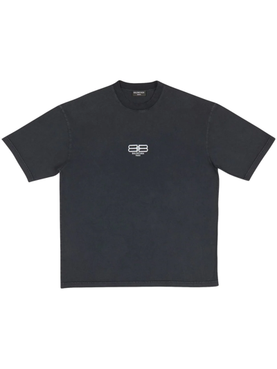 Shop Balenciaga Logo-print Cotton T-shirt In Schwarz