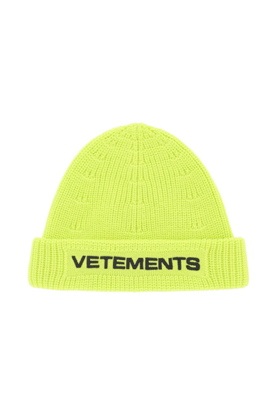 Shop Vetements Logo Beanie In Yellow