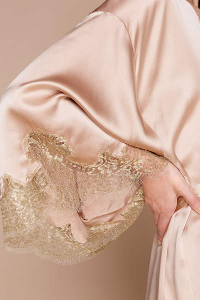 Gilda & Pearl Gina Short Kimono In  Almond