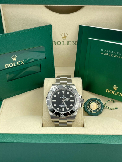 Pre-owned Rolex Submariner 41mm No-date Black Ceramic 124060 Dated 2022 Card