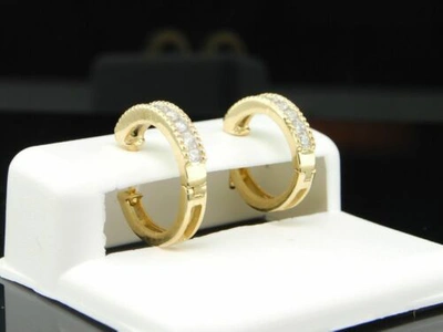 Pre-owned Jfl Diamonds & Timepieces 10k Ladies Womens Yellow Gold Round Cut Diamond Earrings Hoop Huggies Studs .26c In White