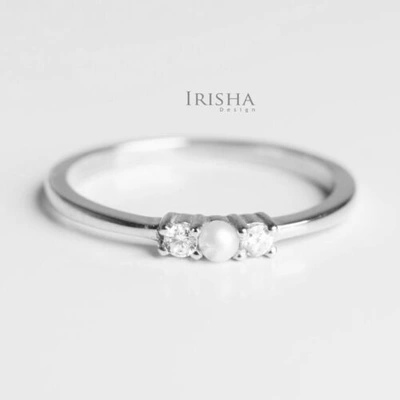 Pre-owned Irisha Designs 0.06ct. Genuine Diamond Freshwater Pearl Engagement Ring In 14k Gold In F-g