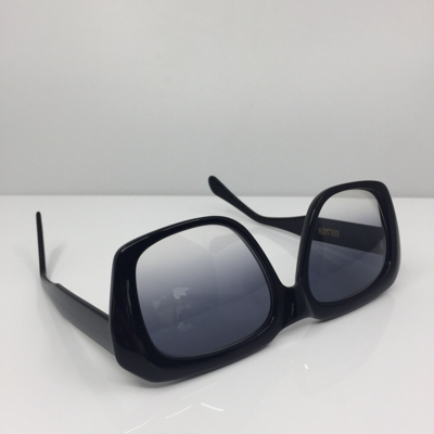 Pre-owned Goliath I Sunglasses Ultra  1 C. Shiny Black 58-20-145mm Holland In Grey Gradient