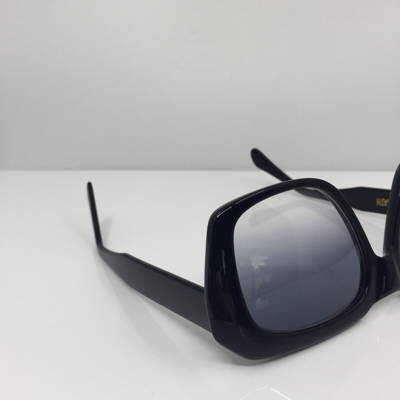 Pre-owned Goliath I Sunglasses Ultra  1 C. Shiny Black 58-20-145mm Holland In Grey Gradient