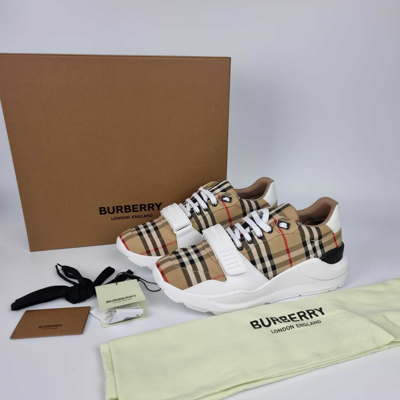 Pre-owned Burberry Regis Beige Sneakers In White