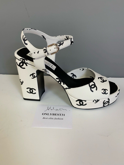 Pre-owned Chanel 2022 White Lambskin Cc Logo Platform Block Heel Sandals 38,39  Sizes