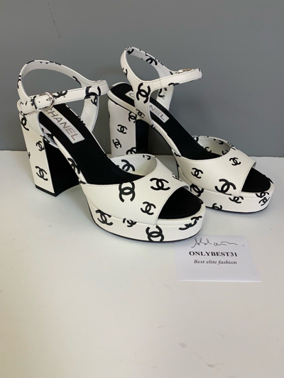 Pre-owned Chanel 2022 White Lambskin Cc Logo Platform Block Heel Sandals  38,39 Sizes | ModeSens