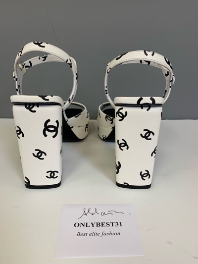 Pre-owned Chanel 2022 White Lambskin Cc Logo Platform Block Heel Sandals 38,39 Sizes