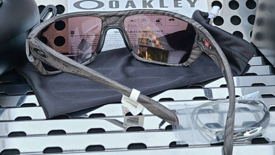 Pre-owned Oakley Split Shot 9416-1664 Sunglasses Woodgrain W/prizm Deep H20 Polarized In Blue