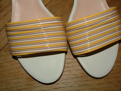 Pre-owned Agl Attilo Giusti Leombruni Wb  Heels Shoes Size 9 White Yellow Leather 375