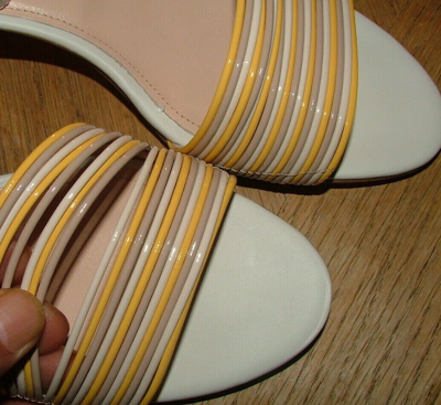 Pre-owned Agl Attilo Giusti Leombruni Wb  Heels Shoes Size 9 White Yellow Leather 375