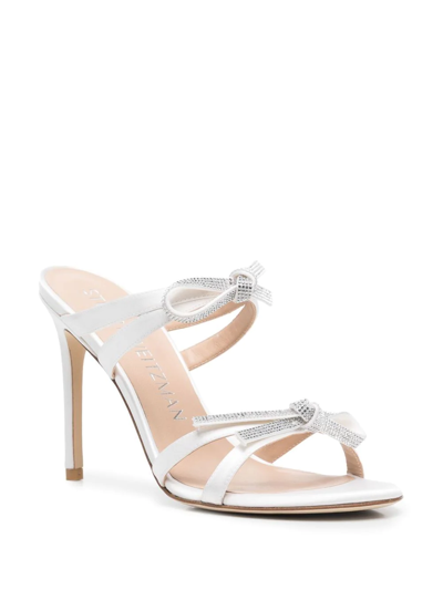 Shop Stuart Weitzman 110mm Sw Bow Crystal Embellished Sandals In 白色