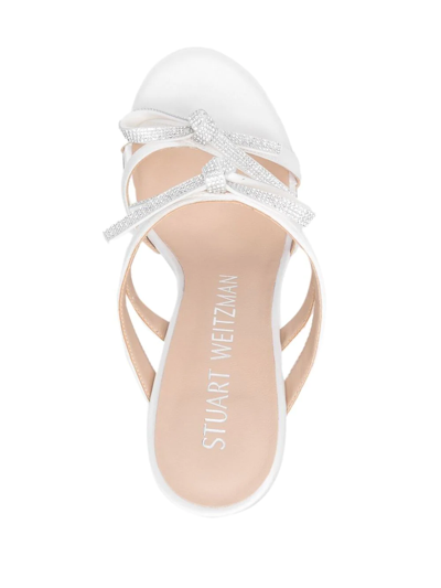 Shop Stuart Weitzman 110mm Sw Bow Crystal Embellished Sandals In 白色