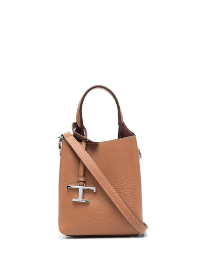 Shop Tod's Logo-plaque Tote Bag In 褐色